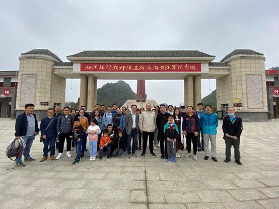 说明: C:\Users\Administrator\Desktop\IMG_2432.jpg